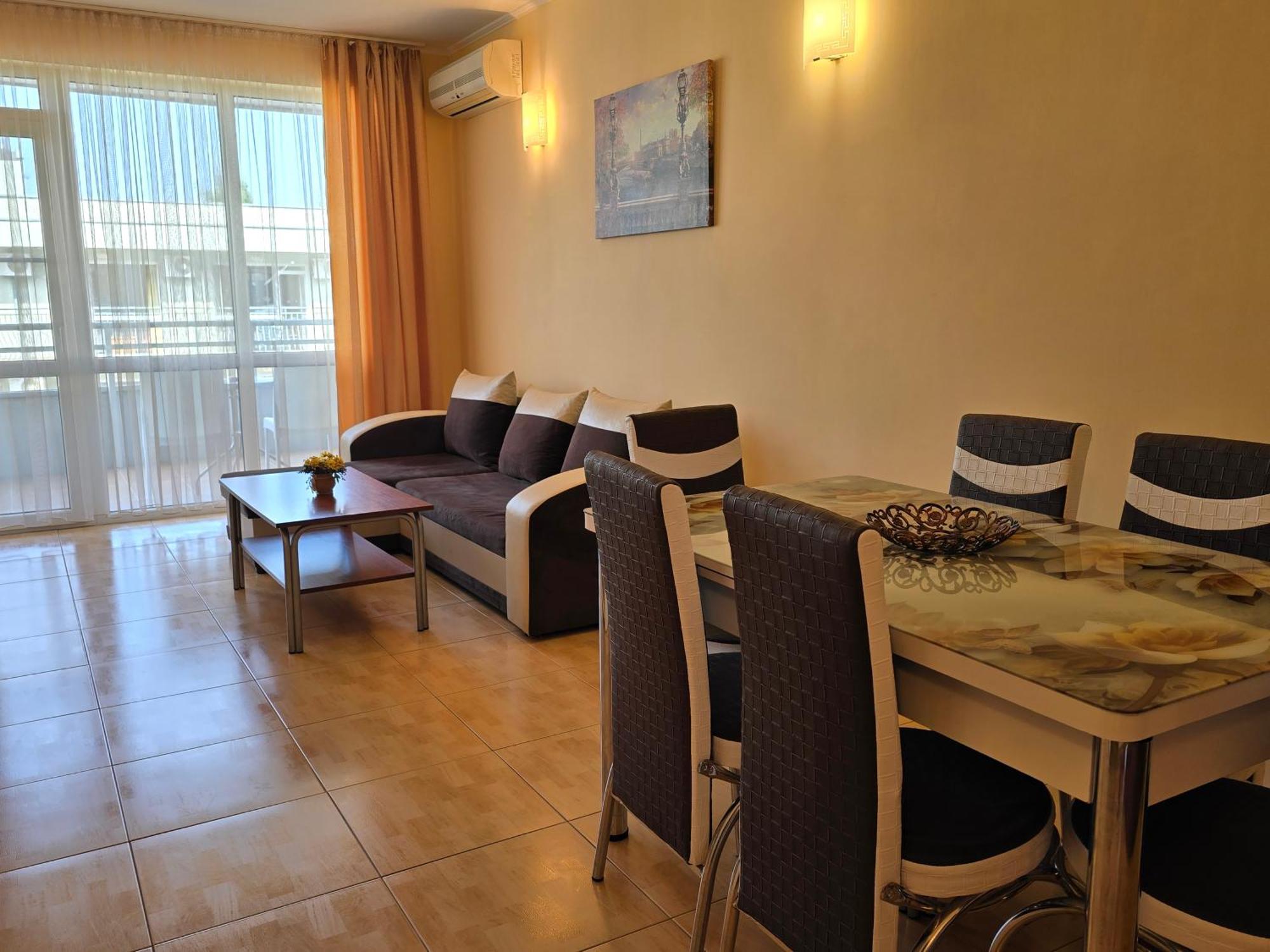 Apartment In Central Plaza Napospart Kültér fotó